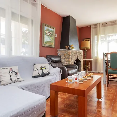 Pedro By Interhome Дом отдыха Таррагона